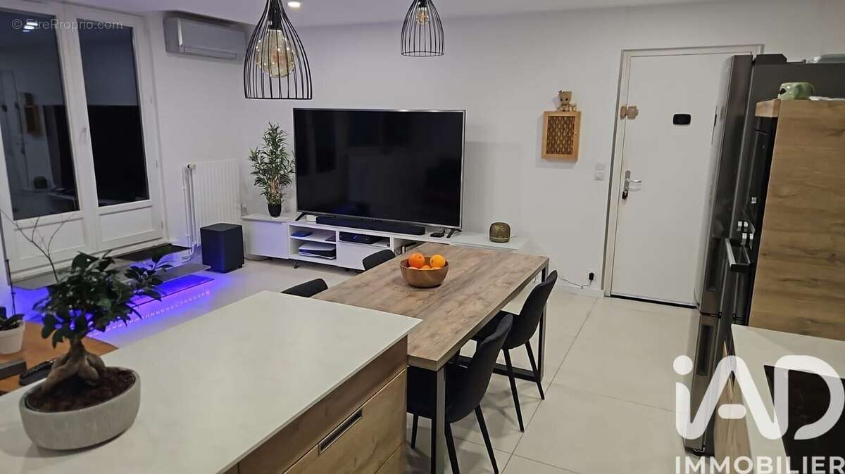 Photo 4 - Appartement à SAVIGNY-LE-TEMPLE