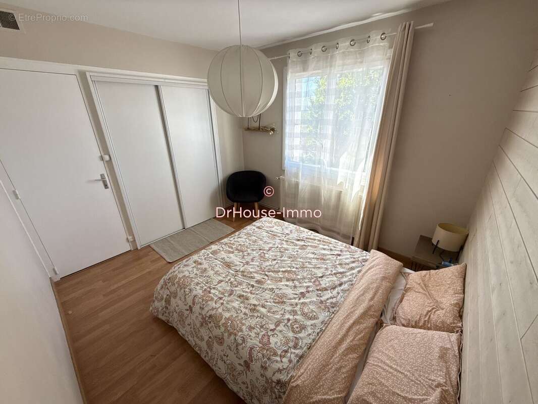 Appartement 71 m² à Niort  - photo 6