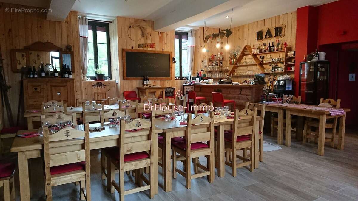 Commerce à ARTIGUES