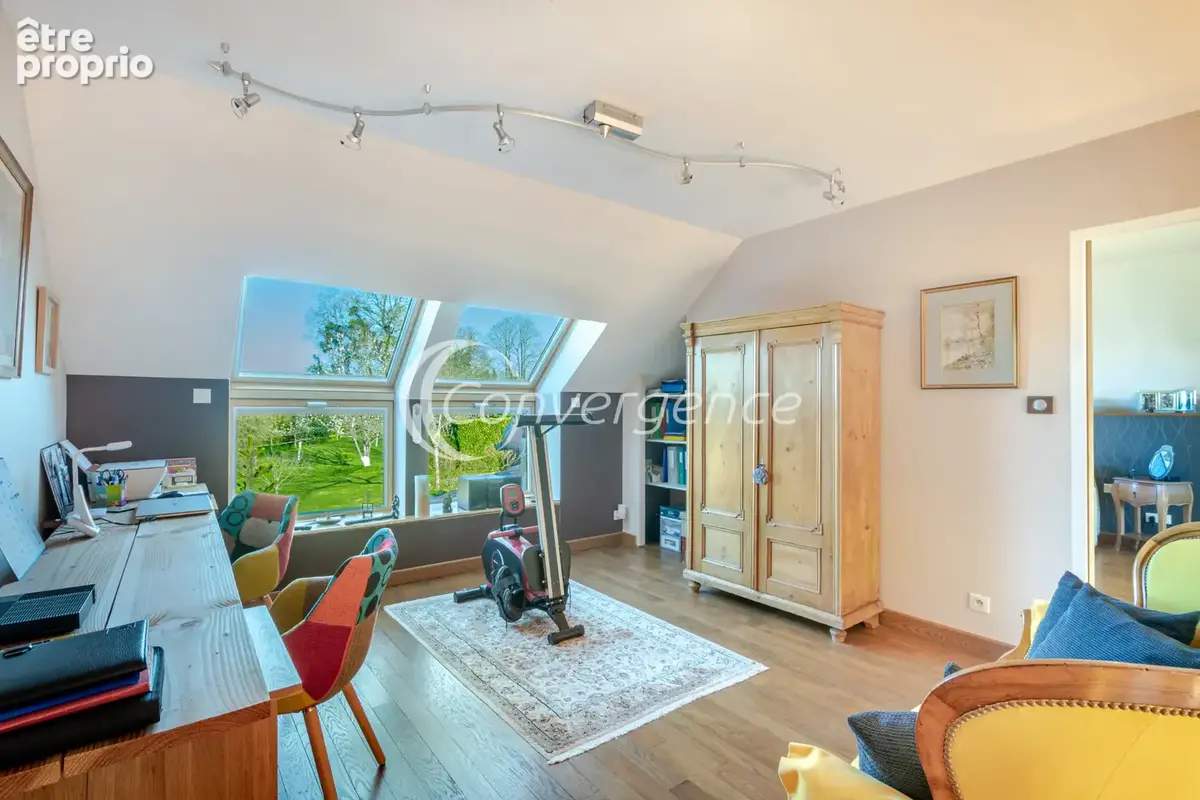 Grange rénovée de 204 m2 et gîte T3 indépendant de 72 m2 - photo 10