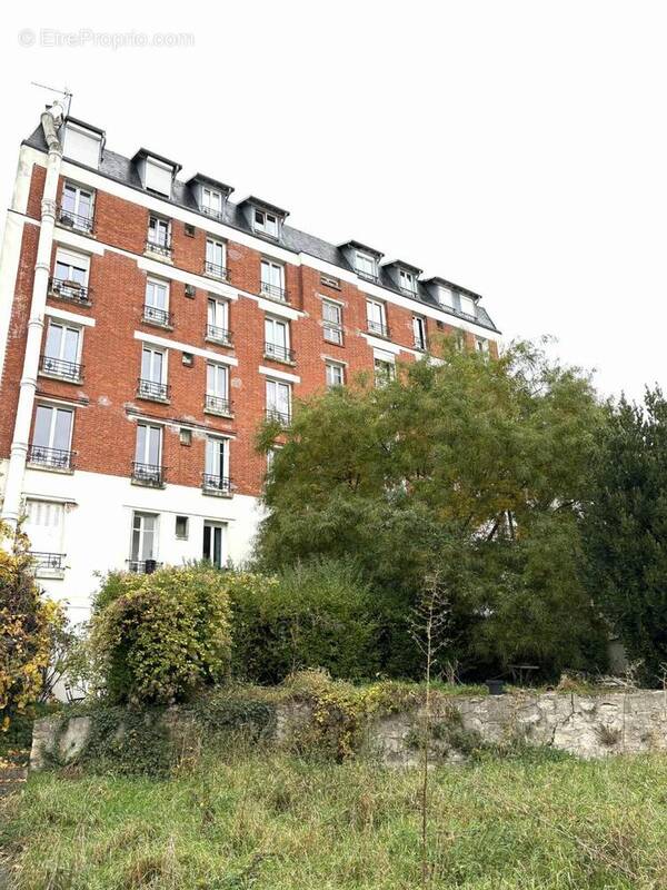 Appartement à FONTENAY-SOUS-BOIS