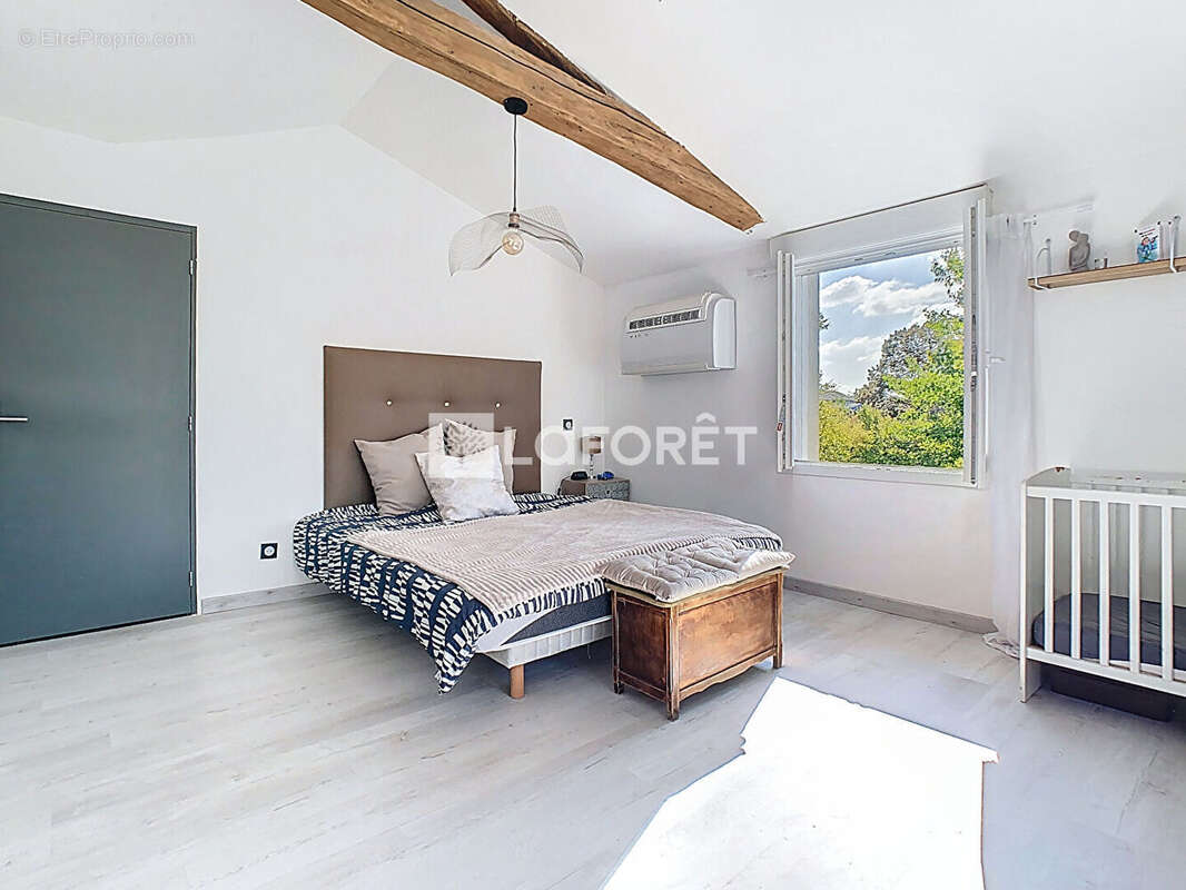 Maison à LA NEUVILLE-AUX-BOIS