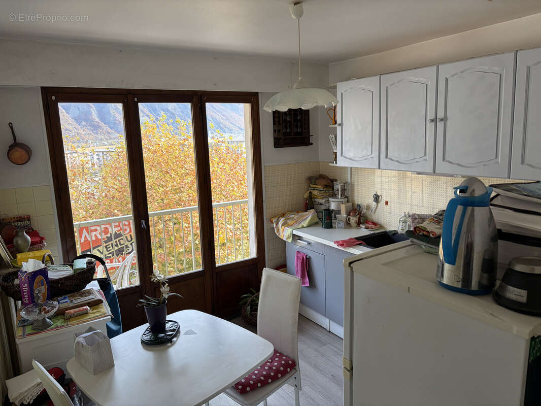 Appartement à SAINT-JEAN-DE-MAURIENNE