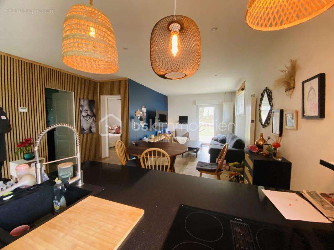 Maison à SAINT-JOUAN-DES-GUERETS