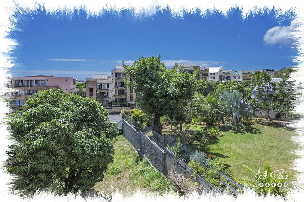 Maison à SAINT-DENIS