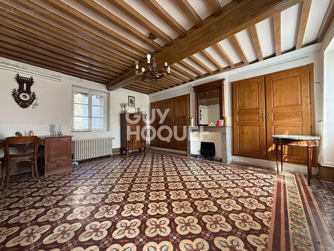 Maison à SAINT-LAURENT-D'AGNY