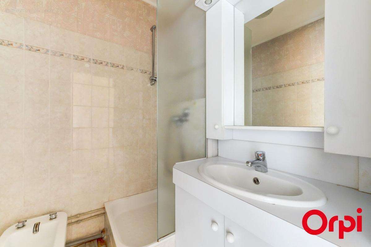 Appartement à CALUIRE-ET-CUIRE