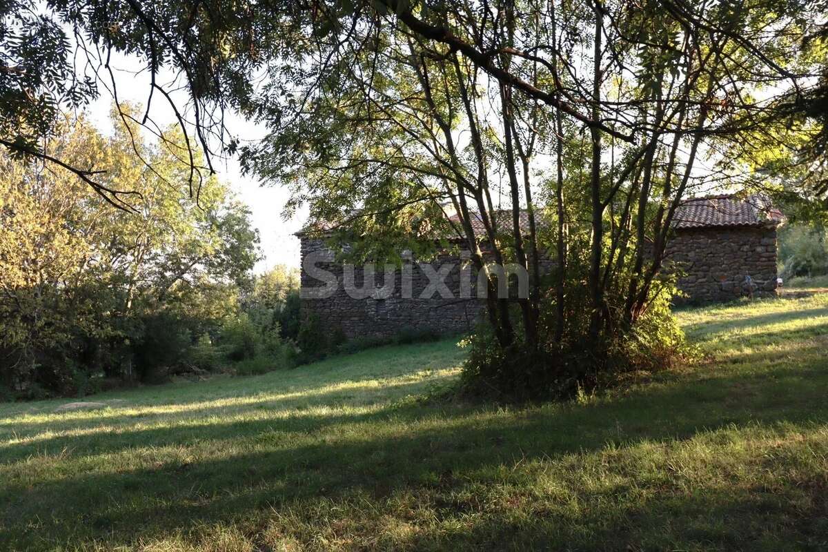 Maison à SAINT-GINEIS-EN-COIRON