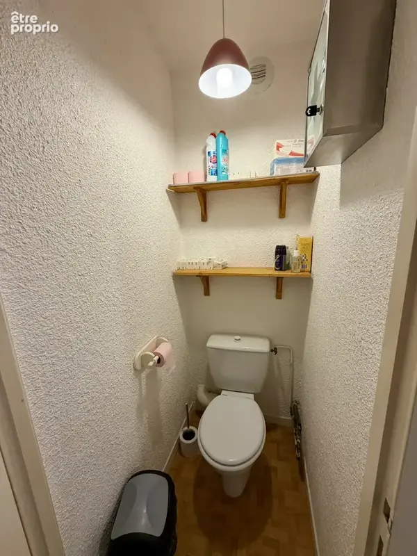Dans une résidence au pied des pistes de ski et des commerces, venez découvrir ce bel appartement de 34m2, - photo 7