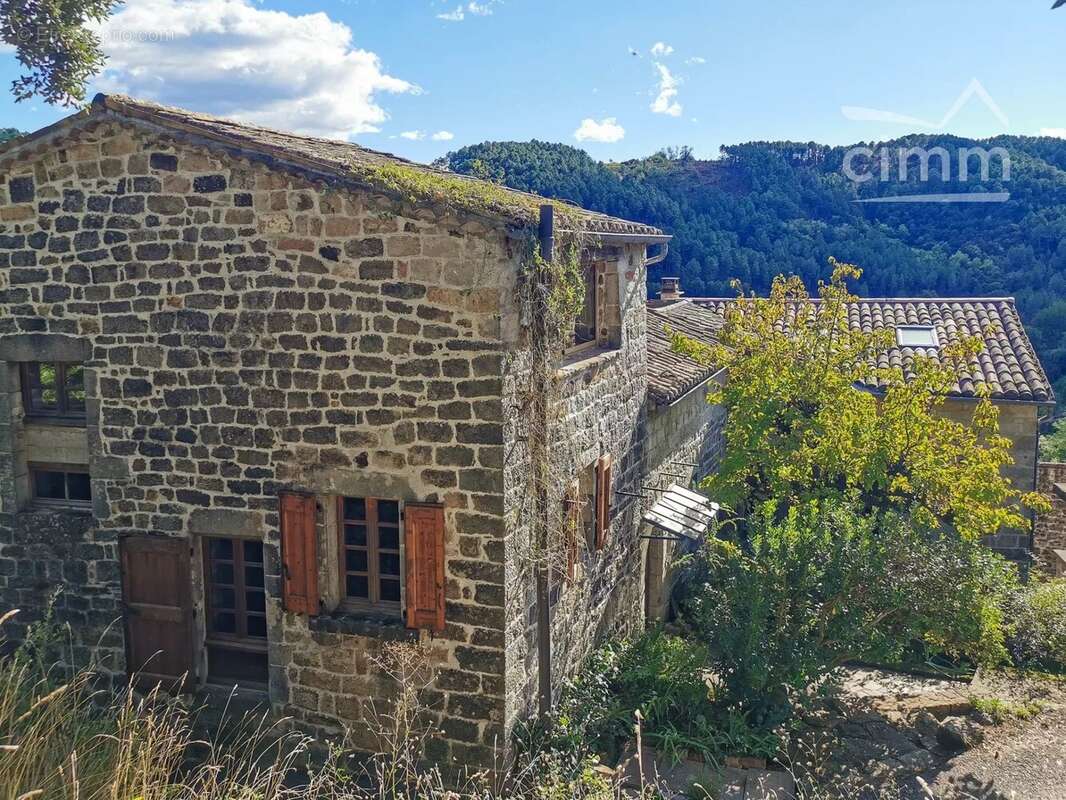 Maison à SAINT-ANDRE-LACHAMP