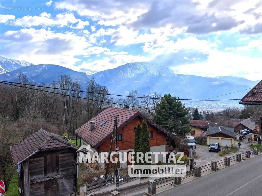 Appartement à CHATILLON-SUR-CLUSES