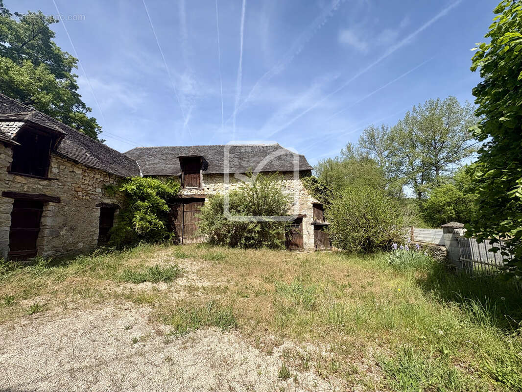 Maison à COLY