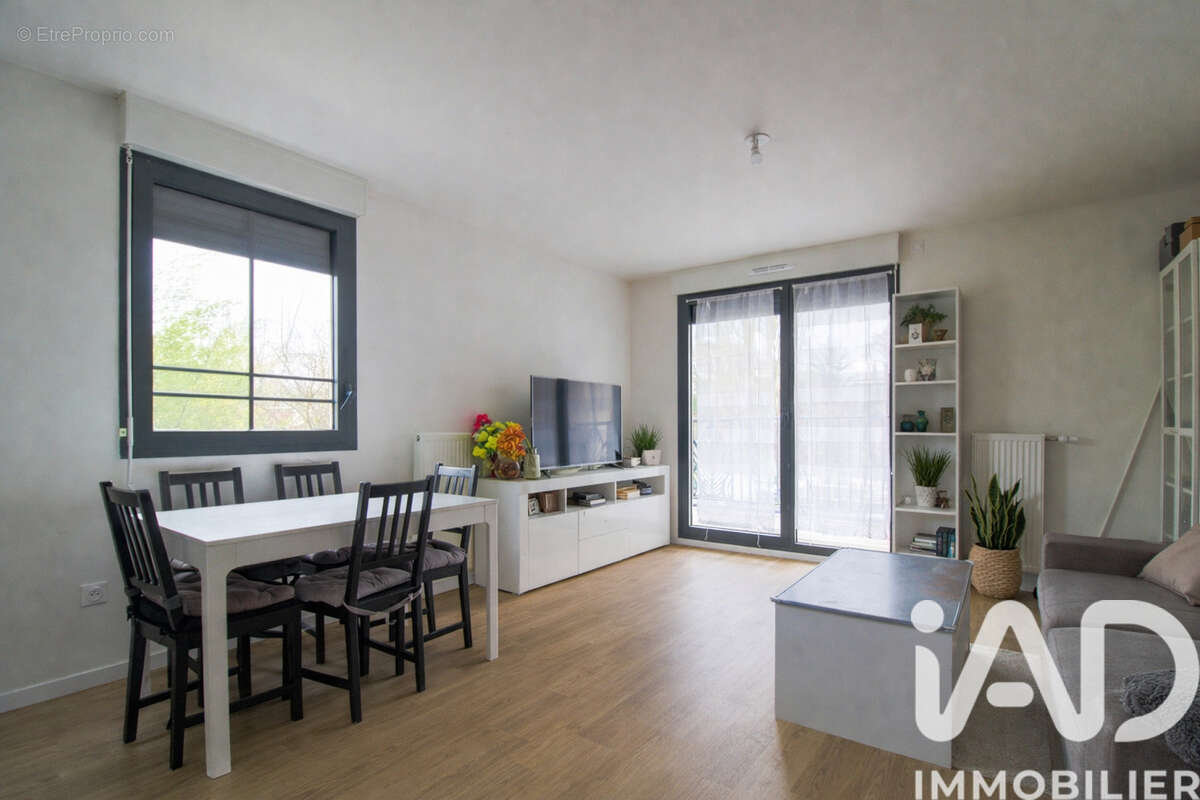 Photo 4 - Appartement à HARDRICOURT