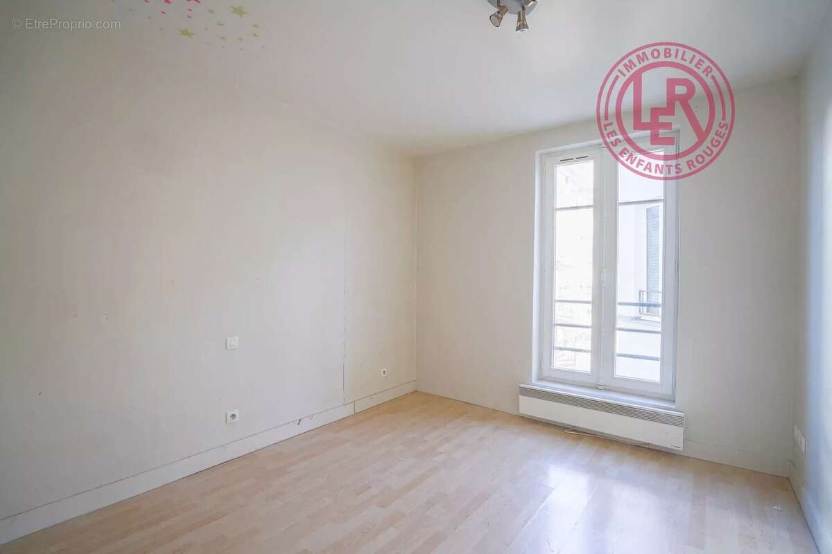 Appartement à PARIS-11E