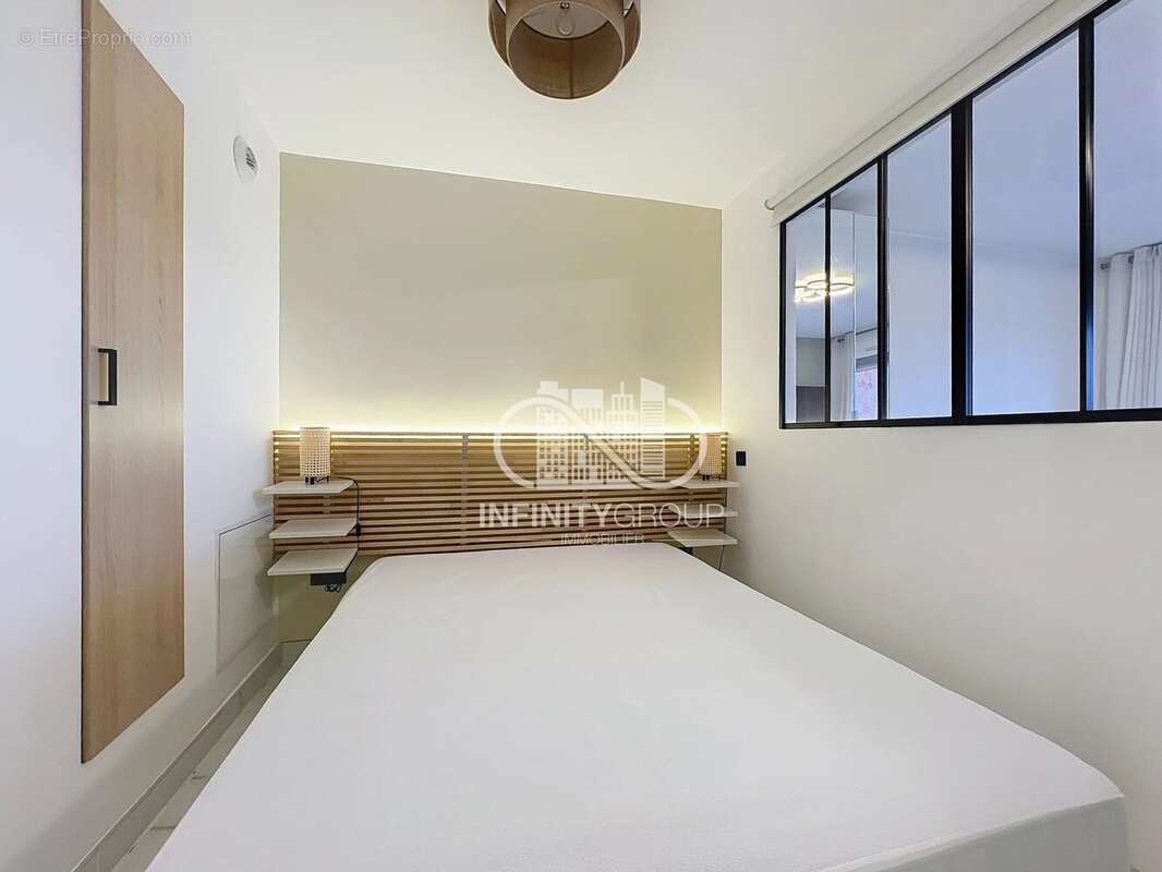 Appartement à VALLAURIS