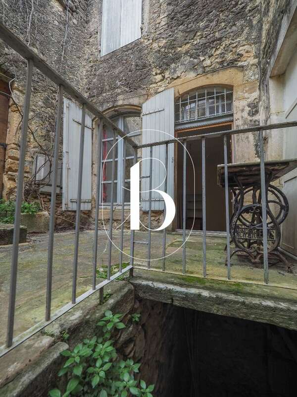 Maison à GOUDARGUES