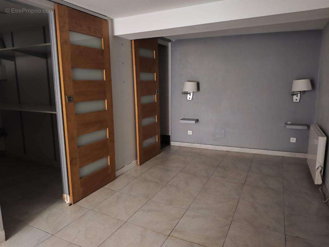 Maison 72 m² à Gonfaron  - photo 2