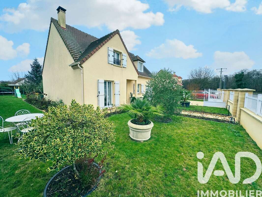 Photo 2 - Maison à ABLIS