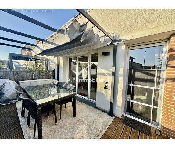 Appartement à FROUZINS