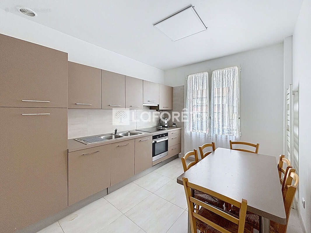 Maison à CHEVILLY-LARUE