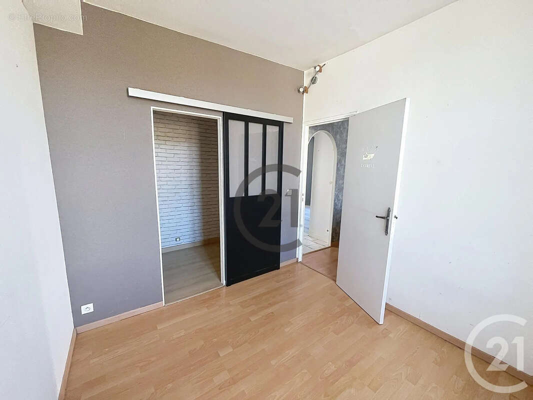 Appartement 89 m² à Bazarnes  - photo 6