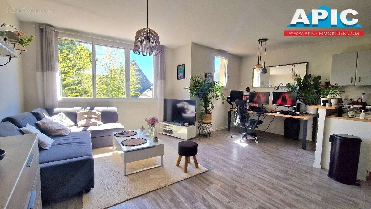 Appartement à SAINT-BRICE-SOUS-FORET