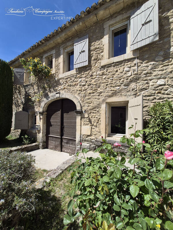 Maison à MAUBEC
