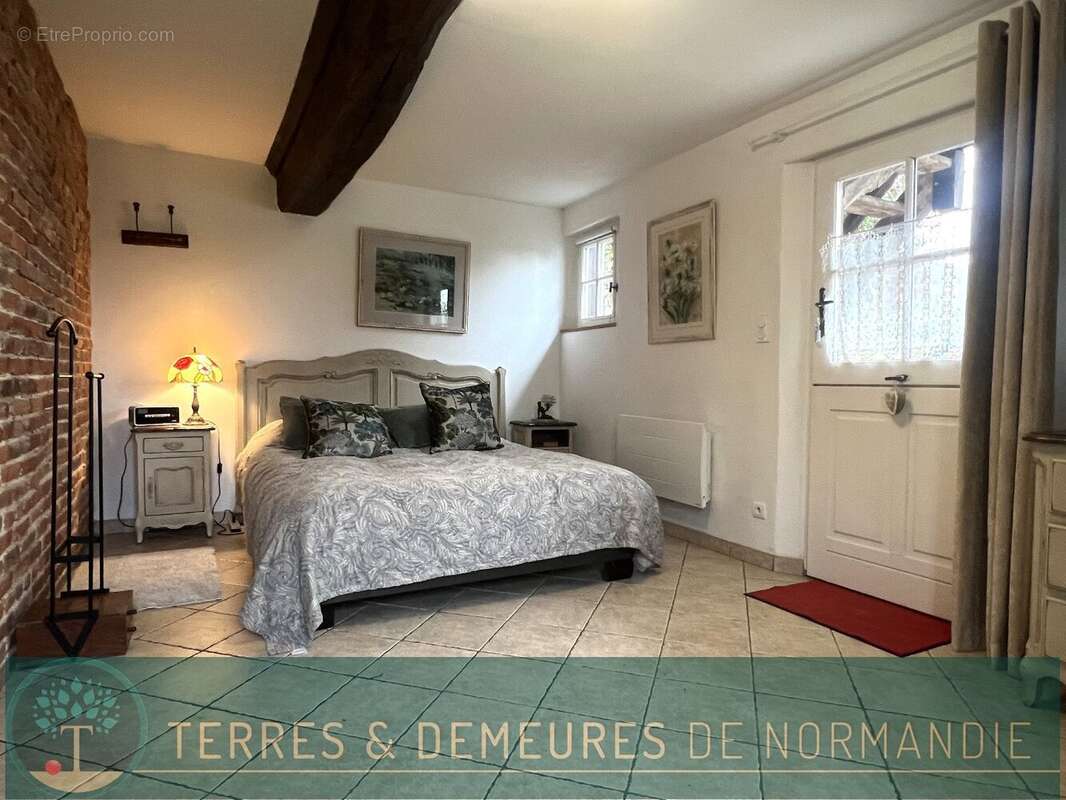 Maison à MARAIS-VERNIER