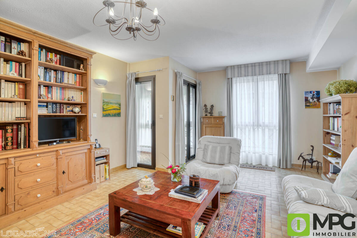 Autre à VILLENEUVE-SUR-LOT