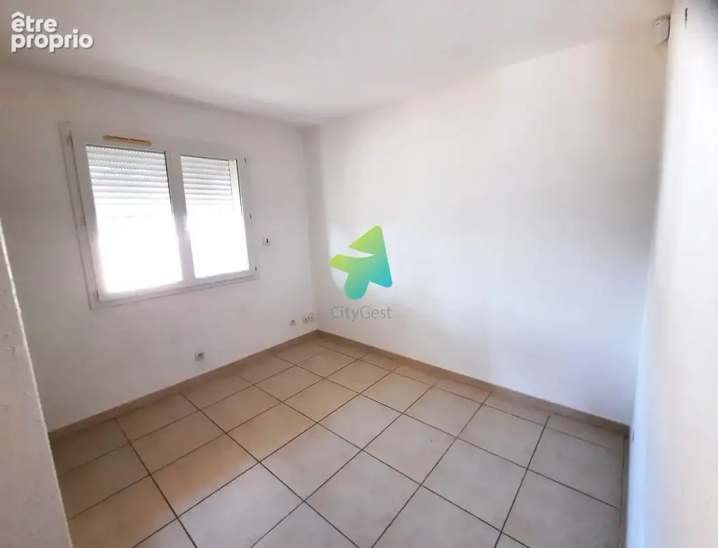 Villa Type 4 de plain pied sur 3 faces avec garage - photo 12