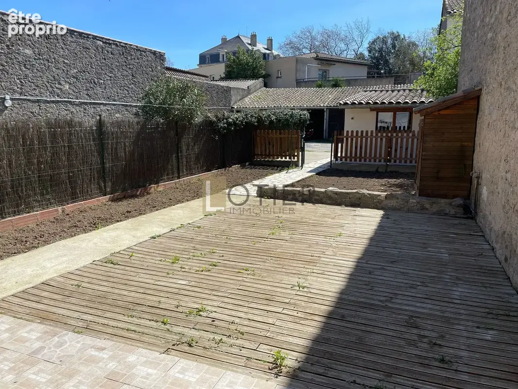 Maison familiale 136 m2 + 90 m2 de garages et dépendances   Un bien rare à Capendu - photo 3