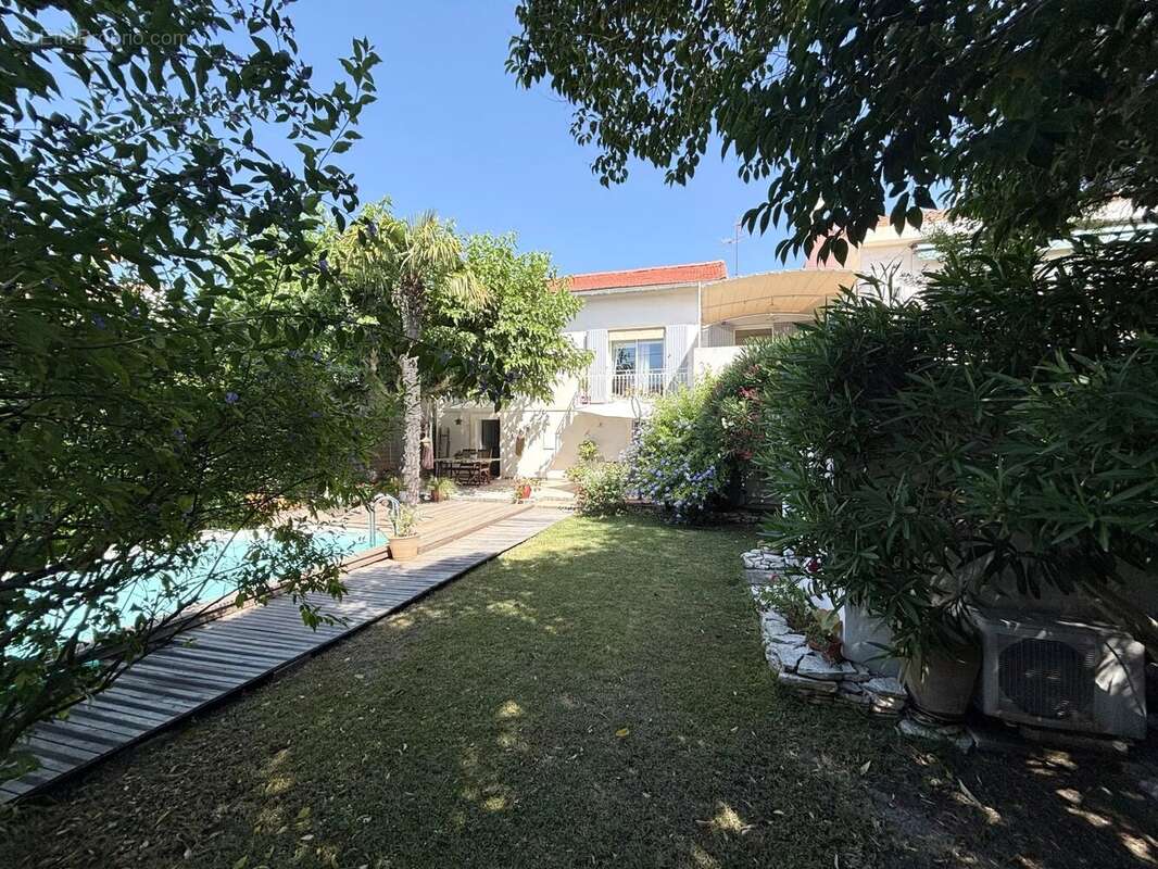 Maison à ARLES