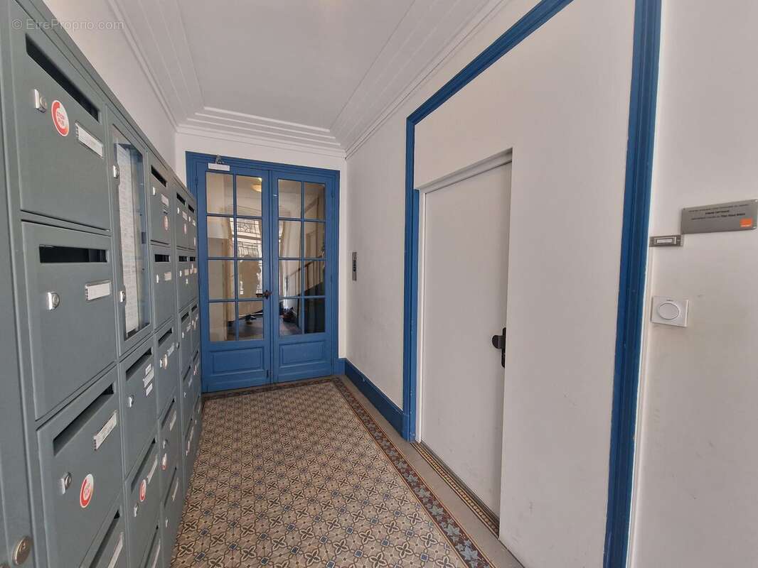 Appartement à PARIS-17E