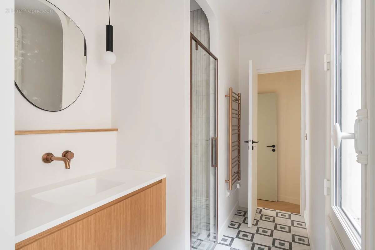 Appartement à PARIS-6E