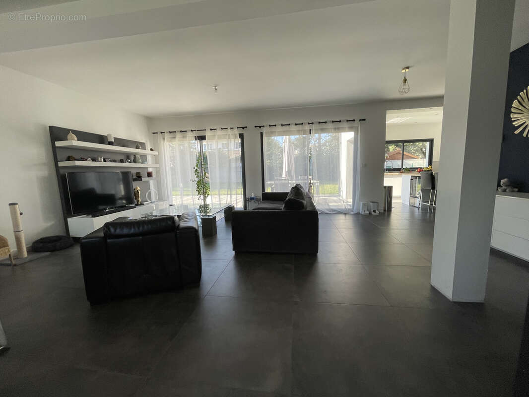 Maison à LA ROCHETTE