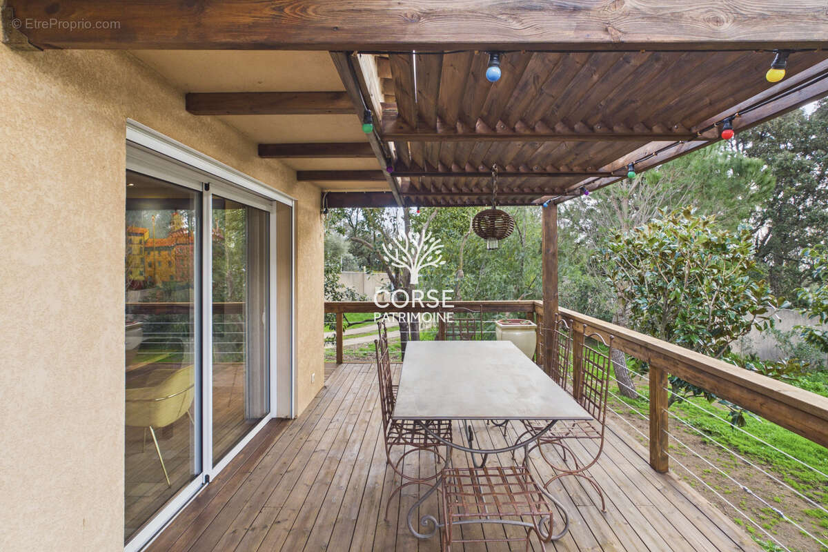 Maison à PORTO-VECCHIO