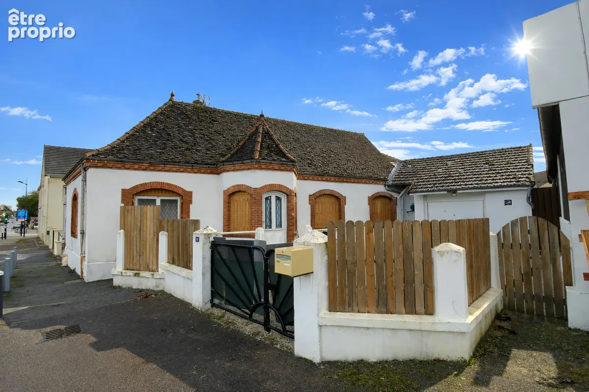 CHAMPFORGEUIL, maison de plain-pied louée - photo 1