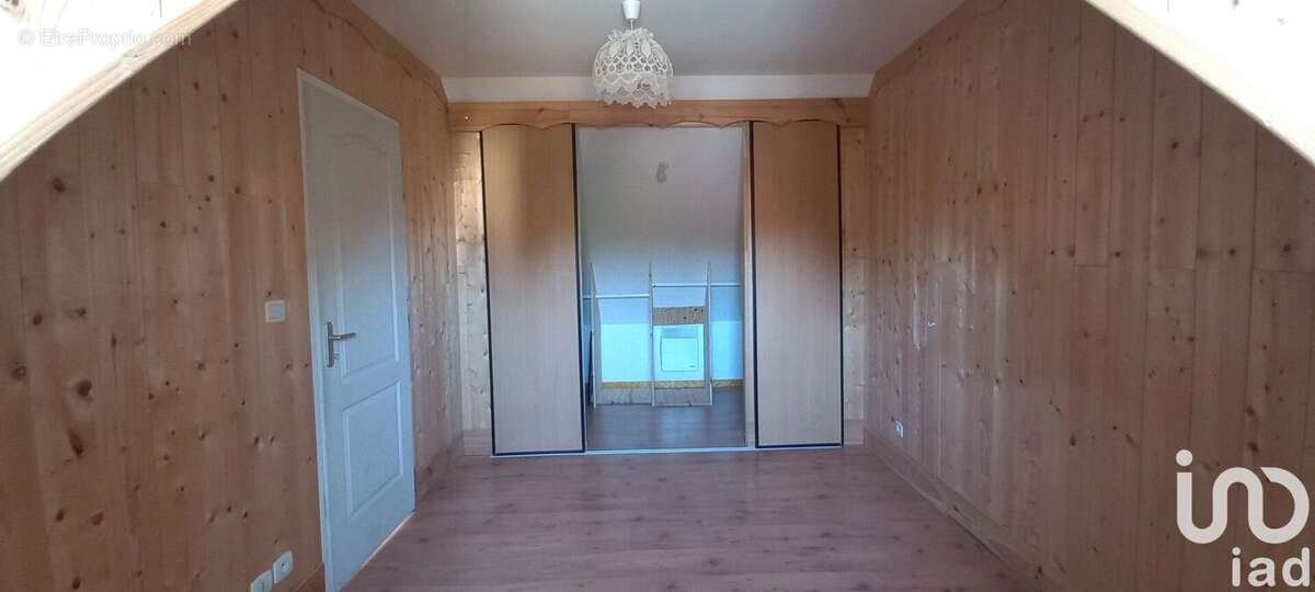 Photo 5 - Maison à NEUVILLE-FERRIERES