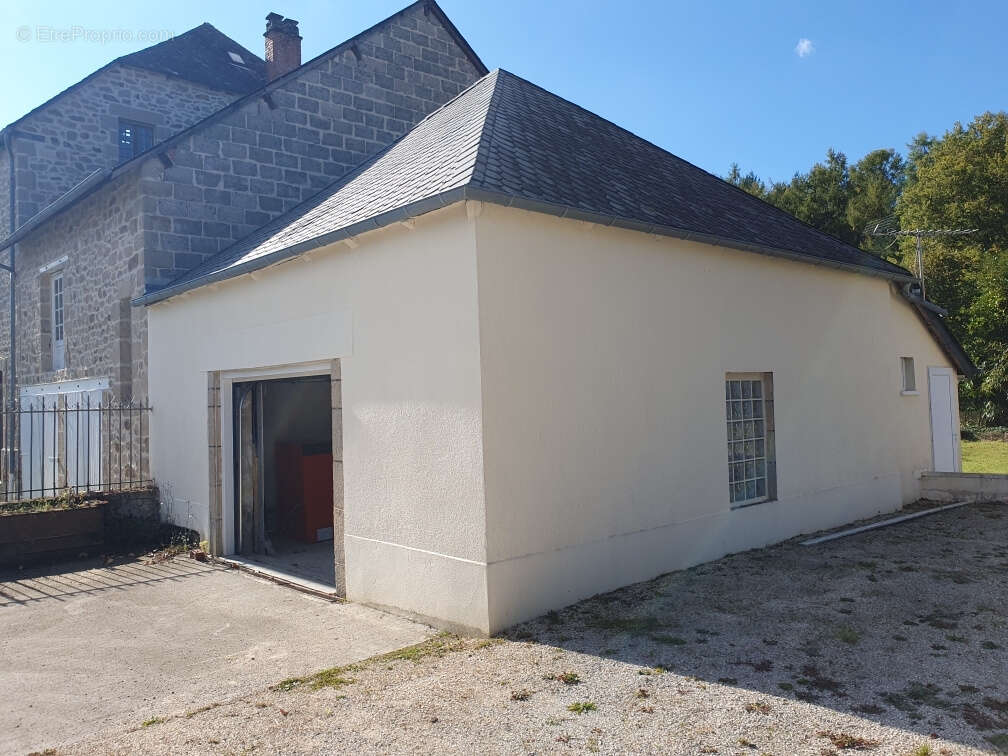 Maison à MARCILLAC-LA-CROISILLE