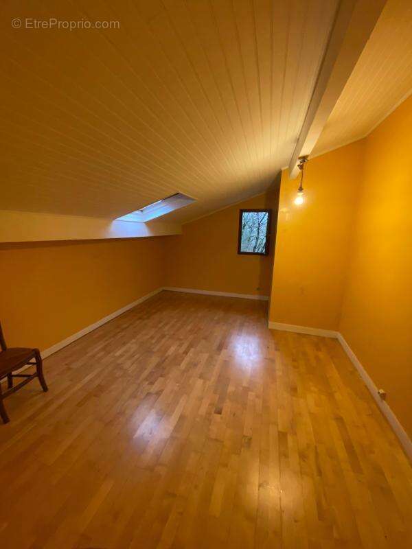 Maison à SAINT-LOUBES