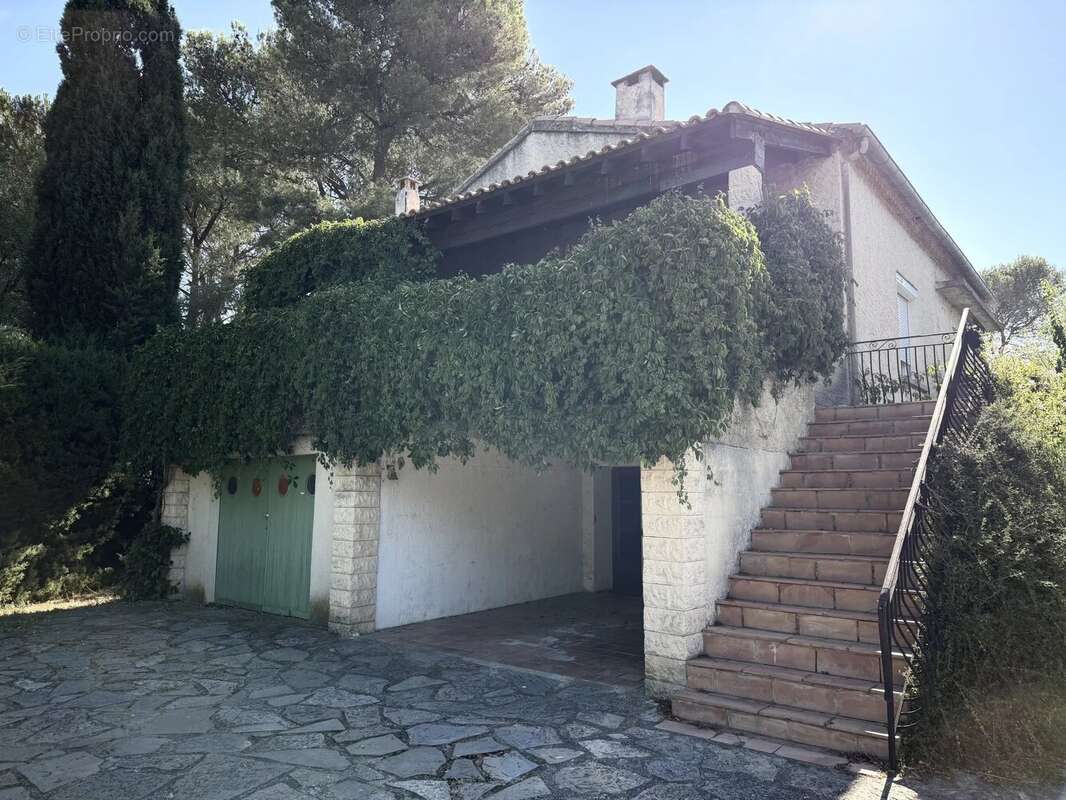 Maison 5 pièces avec piscine - photo 4