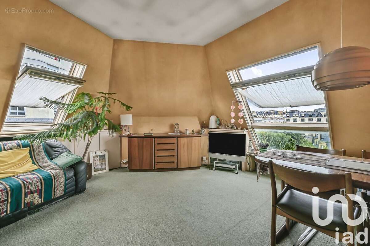 Photo 5 - Appartement à PARIS-8E