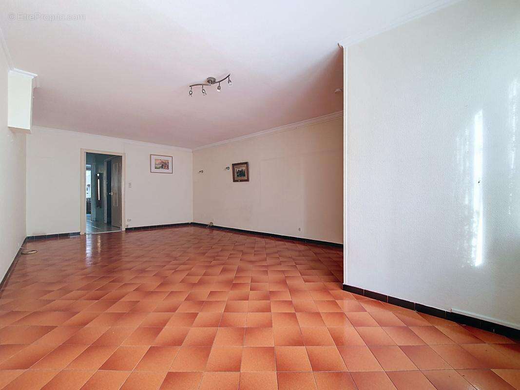 Maison à SAINT-SYMPHORIEN-D'OZON