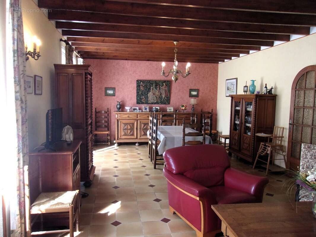 Maison à GIRONDE-SUR-DROPT