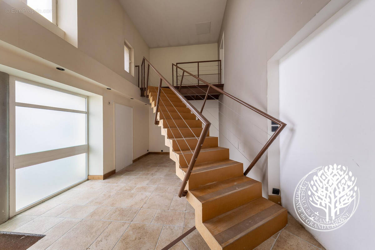 design et historique - Appartement à SAINTES