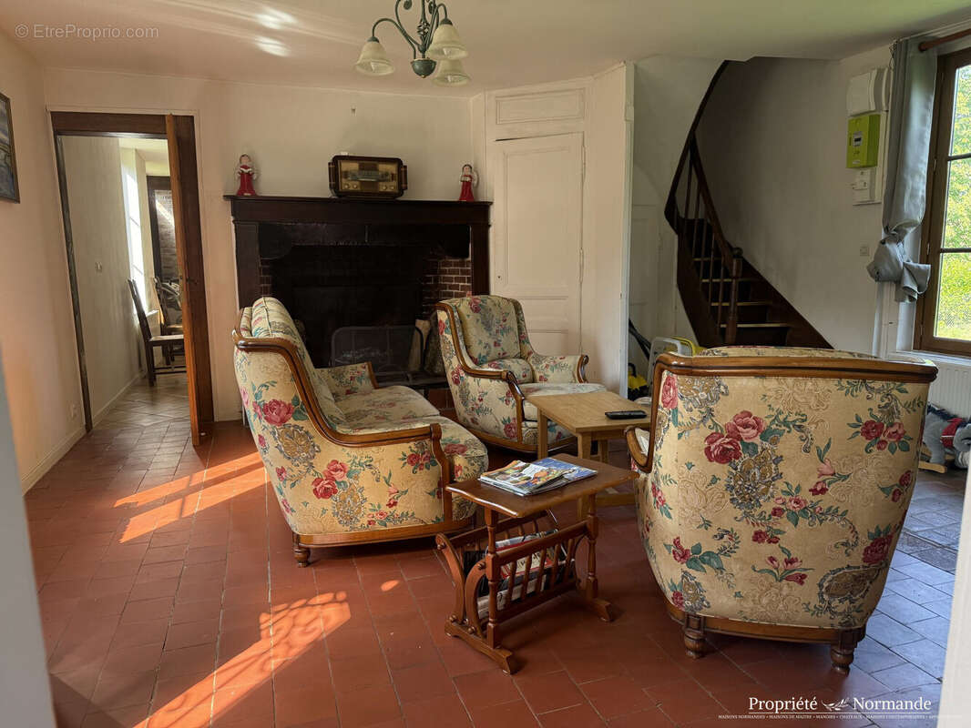 Maison 168 m² à Cormeilles  - photo 2