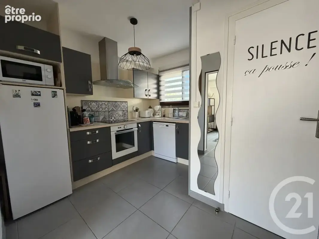 Appartement 3 pièces 56 m² à vendre à Royan (17200) - photo 6