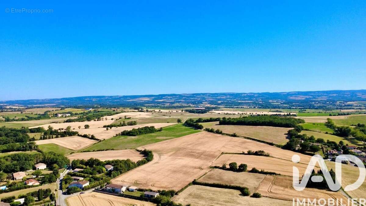 Terrain 990 m² à Villepinte  - photo 9