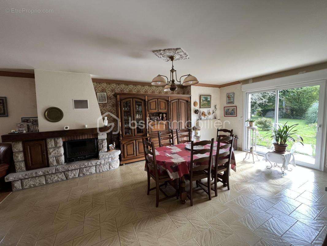 Maison à SAINT-HELEN