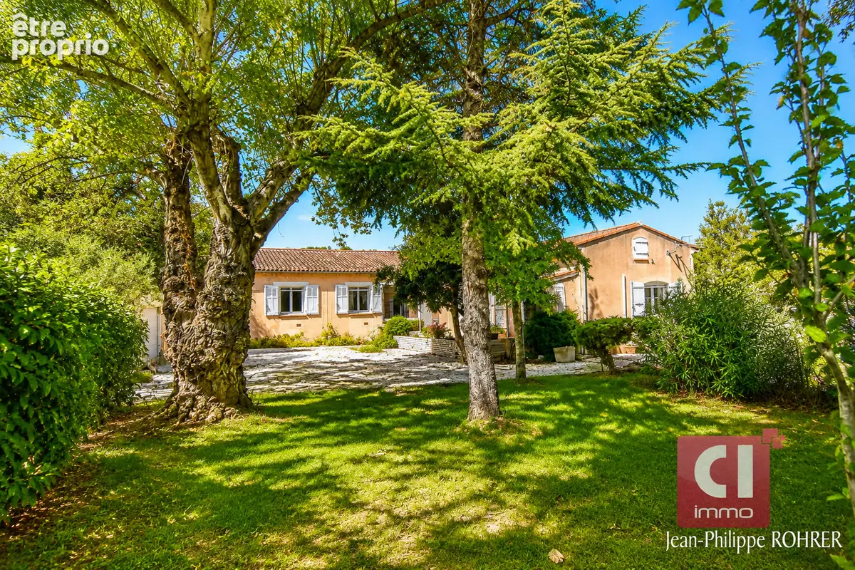 Maison de Prestige à Vendre à Besse-sur-Issole - photo 2